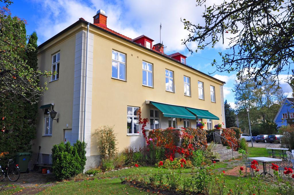 Pensionat Praestgarden Töreboda Extérieur photo