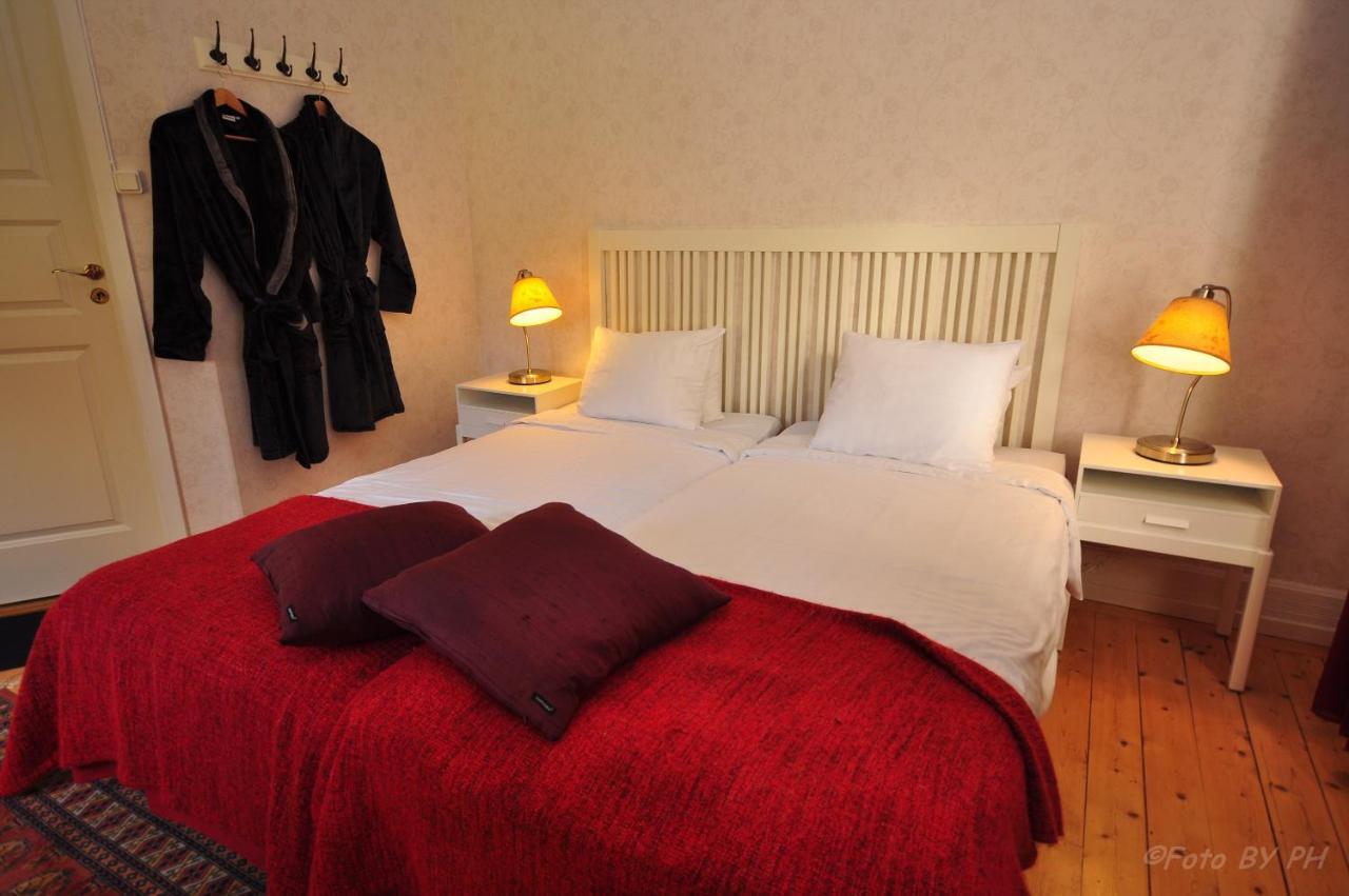 Pensionat Praestgarden Töreboda Extérieur photo